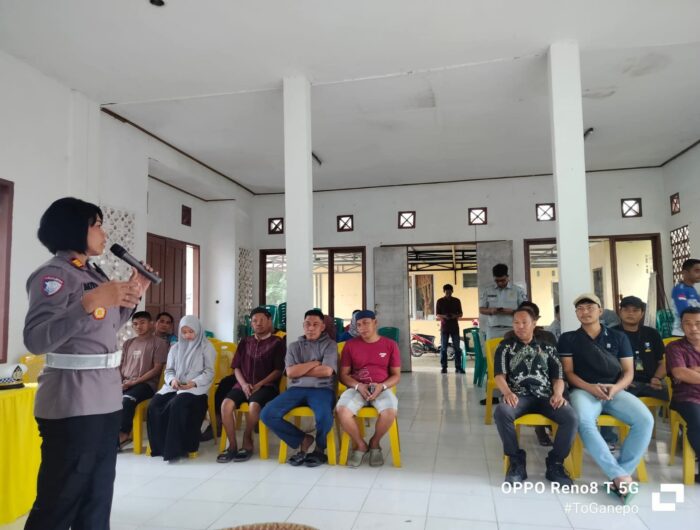 Satlantas Polres Barru Turun ke Takkalasi, Edukasi Parkir Aman dan Latih Tanggap Darurat
