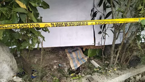 Pemulung Bekasi, Ledakan Peluru Tank, Babelan Kabupaten Bekasi, Amunisi Militer, Olah TKP, Korban Meninggal, Kejadian Benda Meledak, Polisi Bekasi