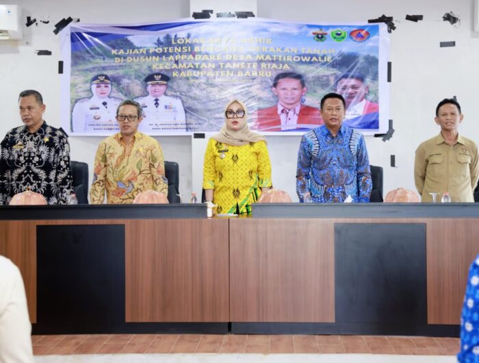 bupati-barru-dorong-rekomendasi-kebijakan-tanggap-bencana-tanah