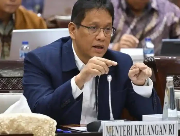 Menkeu Purbaya Yudhi Sadewa memberikan ultimatum keras kepada Bea Cukai dalam rapat Komisi XI DPR.