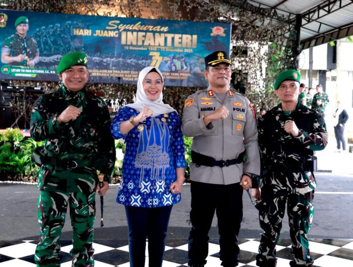 Bupati Barru Andi Ina Kartika Sari menghadiri upacara Hari Juang Infanteri ke-77 di Kodam XIV Hasanuddin Makassar