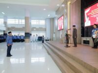 Pj Sekda Barru Abubakar memimpin upacara Hari Bela Negara ke-77 di Baruga Pettu AdaE Barru