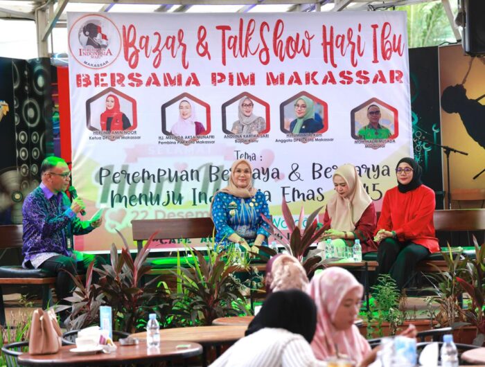 Bupati Barru Andi Ina Kartika Sari menjadi pembicara talkshow pemberdayaan perempuan Hari Ibu di Makassar