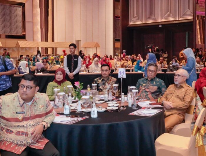 Wakil Bupati Barru Abustan Andi Bintang menghadiri Puncak Peringatan Hari Ibu ke-97 Provinsi Sulawesi Selatan di Hotel Claro Makassar