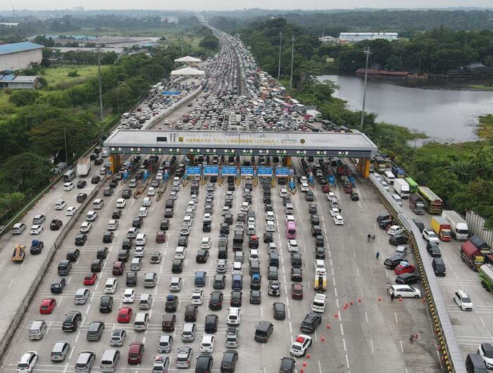 Gambar kepadatan kendaraan di Pintu Tol
