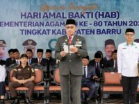 Wakil Bupati Barru memimpin Upacara Hari Amal Bakti ke-80 Kementerian Agama di Kantor Kemenag Barru