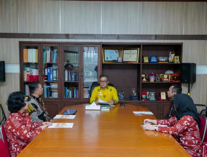 Wakil Bupati Barru menerima audiensi KUI Unhas membahas program homestay mahasiswa internasional Ramadan 2026