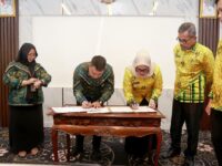 Bupati Barru dan Ketua PN Barru menandatangani MoU pelayanan publik sektor peradilan di Menara MPP Barru