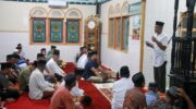 Sekda Barru Abu Bakar memberikan sambutan dalam Safari Ramadan di Masjid An Najah Sepe'e