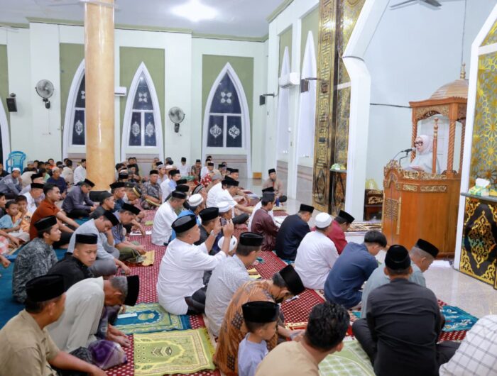 Bupati Barru Andi Ina Kartika Sari dalam acara Safari Ramadan 2026