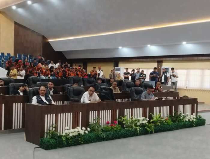 Suasana RDP PT CONCH di DPRD Barru saat pembahasan investasi
