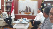 Kapolda Sulsel Irjen Pol Djuhandani Rahardjo Puro menerima audiensi pengurus PWI Sulawesi Selatan di ruang kerjanya di Makassar