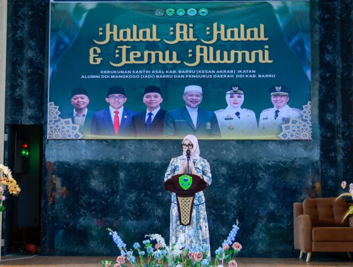 Kegiatan Halal Bihalal Barru di MPP bersama santri dan alumni DDI