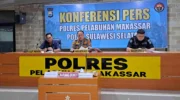 Konferensi pers pengungkapan 79 kasus narkotika oleh Sat Resnarkoba Polres Pelabuhan Makassar dengan total 126 tersangka selama Januari hingga April 2026.