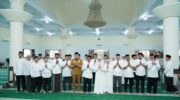 Wakil Bupati Barru bersama pengurus Masjid Agung Nurul Iman periode 2026-2029