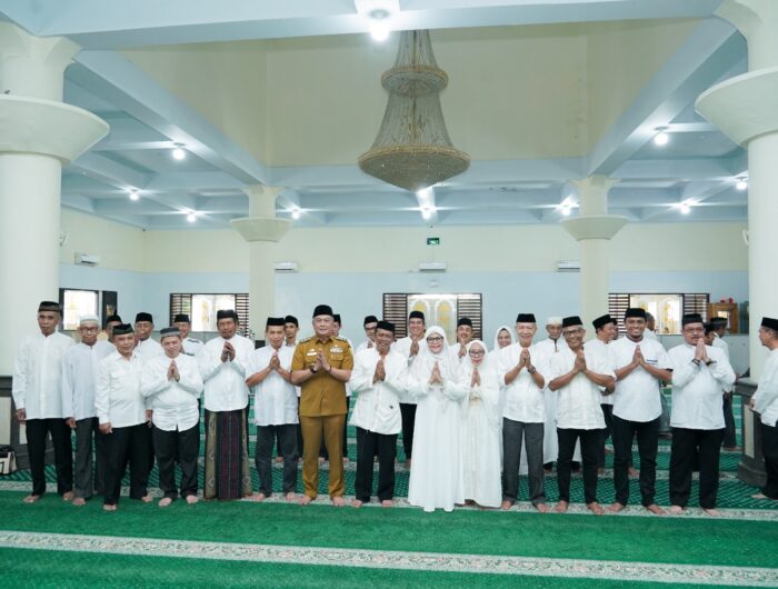 Wakil Bupati Barru bersama pengurus Masjid Agung Nurul Iman periode 2026-2029