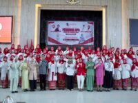 Bupati Barru Andi Ina Kartika Sari menghadiri pelantikan pengurus DPC Perempuan Indonesia Maju Kabupaten Barru di MPP Barru.