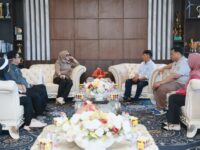 Bupati Barru Andi Ina Kartika Sari menerima jajaran Joyland Wahana Keluarga membahas rencana pembangunan wahana air portable di pusat Kota Barru.