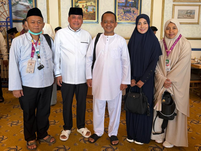 Pertemuan Ketua Umum Partai Golkar Bahlil Lahadalia dan politisi senior Nurdin Halid di Mekkah yang menjadi sorotan menjelang Musda Golkar Sulawesi Selatan 2026.