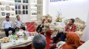 Bupati Barru Andi Ina Kartika Sari bersama jajaran Politeknik STIA LAN Makassar