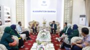 Bupati Barru Andi Ina Kartika Sari menerima audiensi pengurus IDI Kabupaten Barru terkait pelaksanaan Senam Lansia Tai Chi dalam rangka Hari Bakti Dokter Indonesia ke-118 di Rumah Jabatan Bupati Barru.
