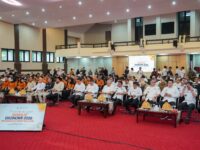 Wakil Bupati Barru Abustan A. Bintang menghadiri Pencanangan Sensus Ekonomi 2026 Tingkat Provinsi Sulawesi Selatan di Kantor Gubernur Sulsel bersama Kepala BPS RI dan Gubernur Sulawesi Selatan.
