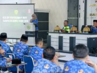 Bupati Barru Andi Ina Kartika Sari memimpin Kick Off Penyusunan Perubahan RKPD 2026 di Bapperida Barru, memberikan arahan kepada pimpinan OPD terkait evaluasi program, efisiensi anggaran, dan prioritas pembangunan daerah.