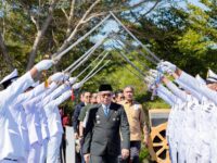 Wakil Bupati Barru Abustan A. Bintang menghadiri pelantikan dan pelepasan 46 Taruna-Taruni Bintara Pelayaran Niaga Angkatan IX SMK Pelayaran Lintas Nusantara Barru Tahun 2026.