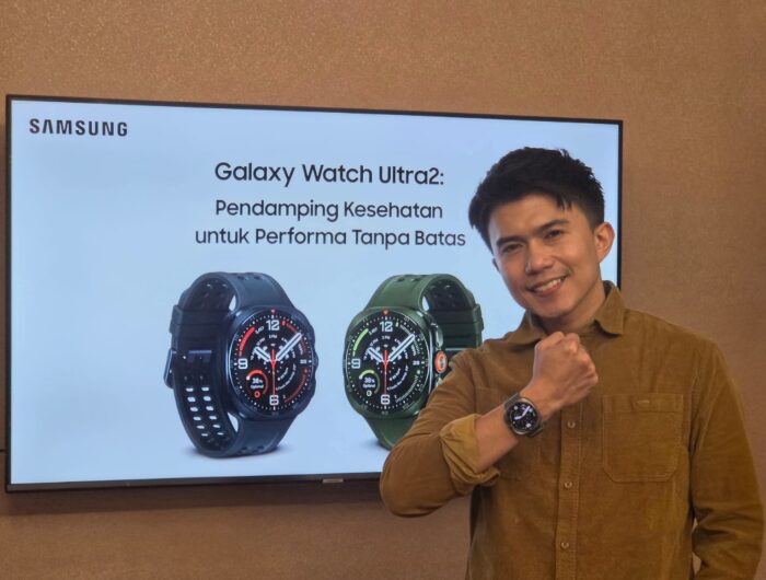 Pengguna Galaxy Watch Ultra2. (Istimewa)