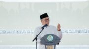 Wakil Bupati Barru Abustan A. Bintang memberikan sambutan pada Haflah Qiraatil Kutub Madrasah I'dadiyah Pondok Pesantren DDI Mangkoso di Kampus III Putri Bulu Lampang, Kecamatan Soppeng Riaja, Kabupaten Barru.