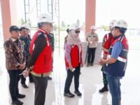 Bupati Barru Andi Ina Kartika Sari bersama Wakil Bupati Abustan A. Bintang meninjau fasilitas Sekolah Rakyat Terpadu 65 Barru di Kelurahan Lawallu, Kecamatan Soppeng Riaja, menjelang peresmian pada 31 Juli 2026.