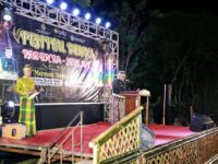 Wakil Bupati Barru Abustan A. Bintang membuka Festival Mappadendang dan Tari Sere Api di Desa Gattareng, Kecamatan Pujananting, yang dihadiri ratusan warga sebagai upaya pelestarian budaya sekaligus pengembangan wisata budaya di Kabupaten Barru.