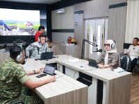 Bupati Barru Andi Ina Kartika Sari dan Dandim 1405/Parepare Erwin Hidayat dalam podcast IGA Radio membahas sinergi pembangunan