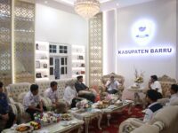 Bupati Barru Andi Ina Kartika Sari mendorong pelatihan kerja berbasis kompetensi melalui kerja sama Pemkab Barru dan BPVP Pangkep.