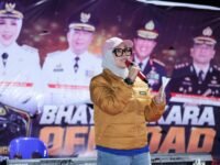 Bupati Barru Andi Ina Kartika Sari mempromosikan wisata Lappa Laona kepada peserta Bhayangkara Off Road
