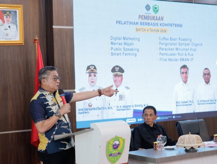 Wakil Bupati Barru Abustan A. Bintang membuka Pelatihan Berbasis Kompetensi Batch 4 Tahun 2026