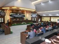 Wakil Bupati Barru Abustan A. Bintang menyampaikan Rancangan Perubahan KUA-PPAS 2026 dalam rapat paripurna DPRD Barru