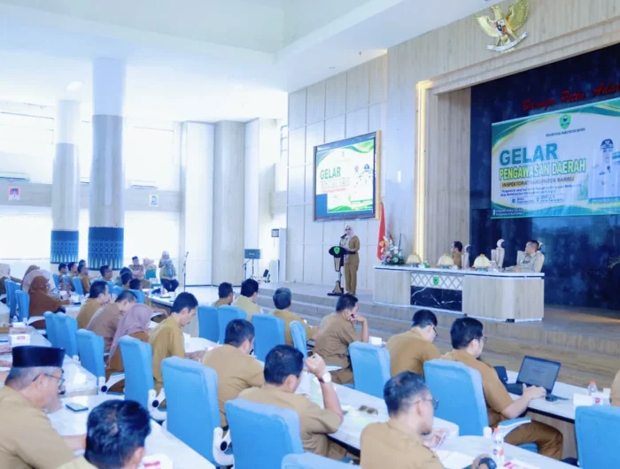 Bupati Barru Andi Ina Kartika Sari membuka LARWASDA Kabupaten Barru 2026 di MPP Barru.