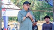Wabup Barru Abustan membuka Kading Cup Race 2026 di Sirkuit Arung Nio Desa Kading