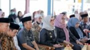Bupati Barru Andi Ina Kartika Sari menghadiri Milad ke-28 RA Al-Ikhlas yang dirangkaikan dengan Maulid Nabi Muhammad SAW.