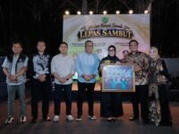 Bupati Barru Andi Ina Kartika Sari bersama AKBP Ananda Fauzi Harahap dalam malam ramah tamah dan lepas sambut Kapolres Barru di Rumah Jabatan Bupati.